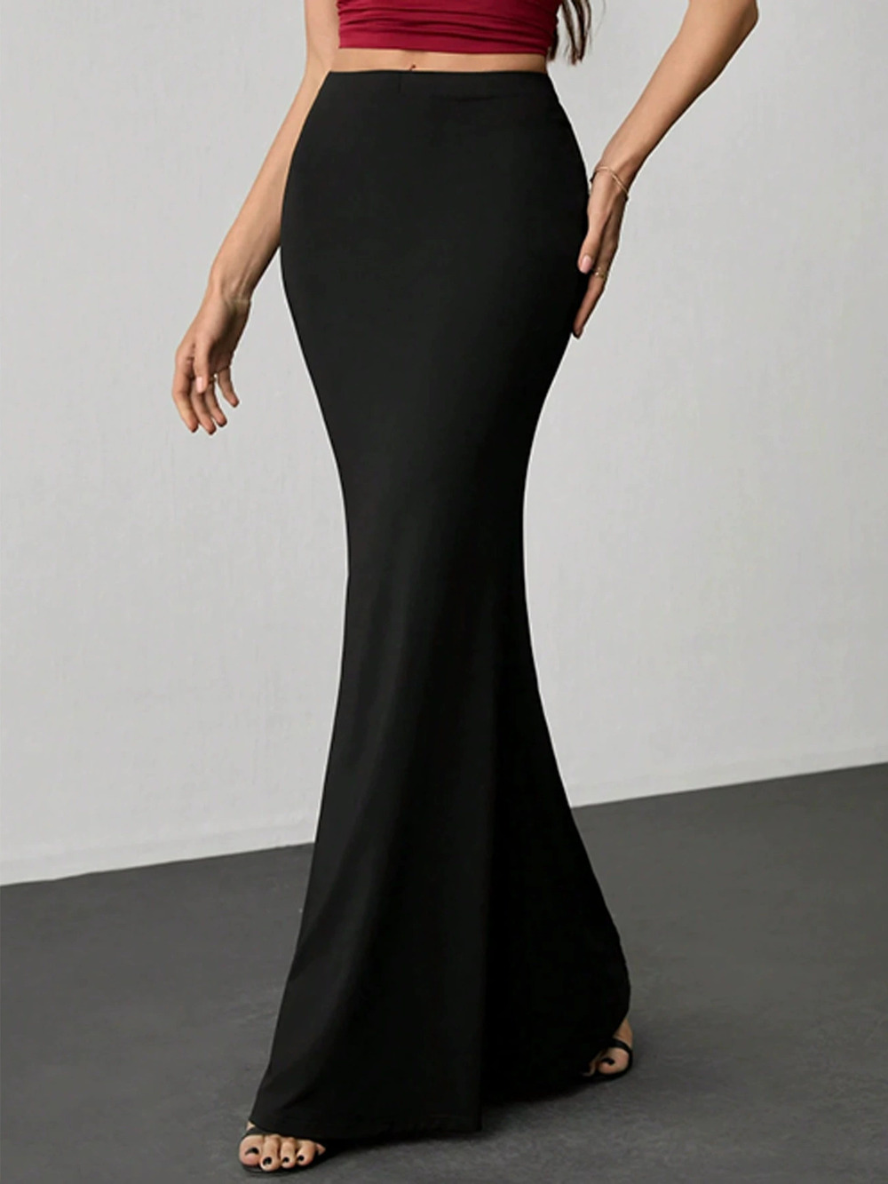 Zara Solid Color Mermaid Hem Long Skirt Classy Bodycon